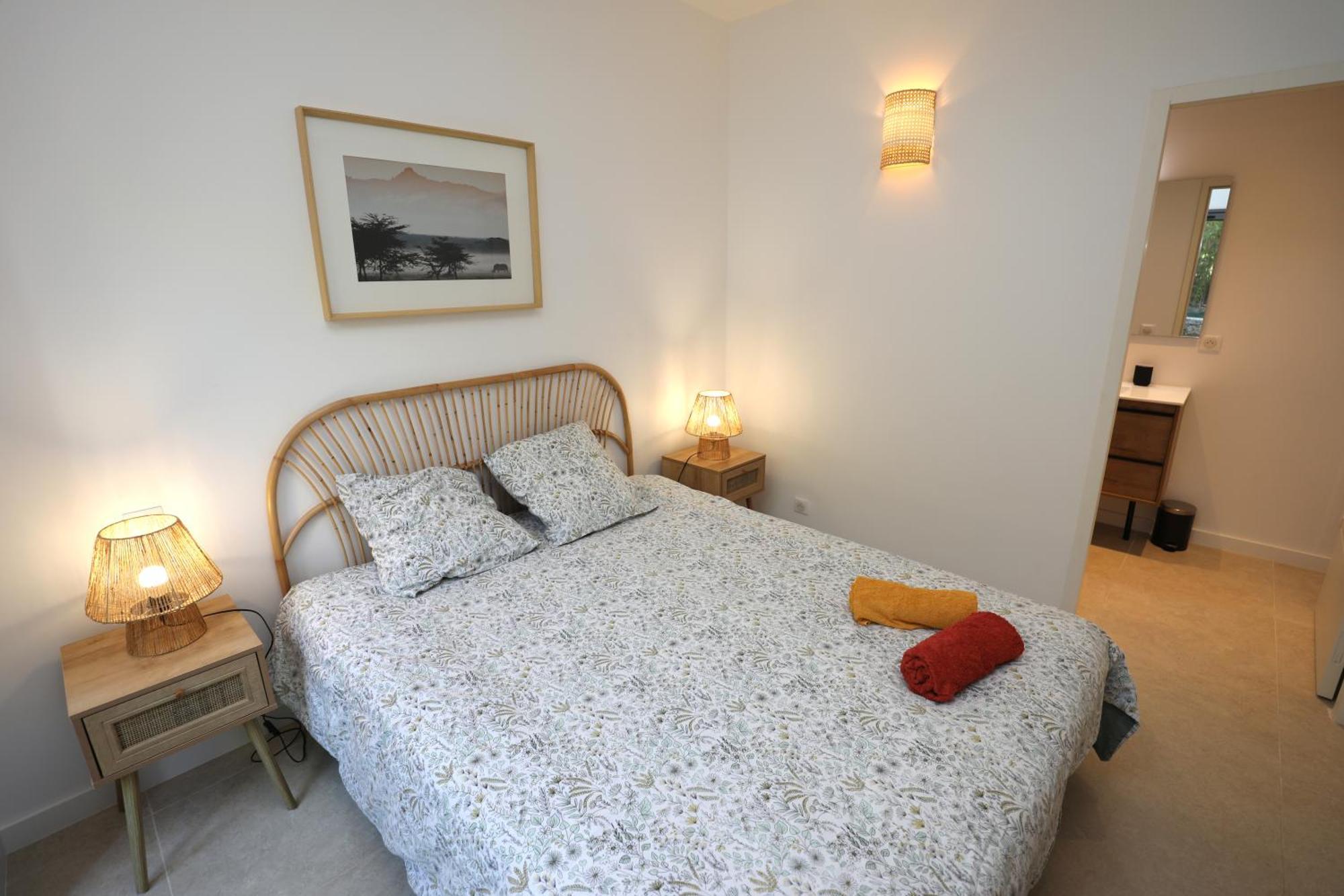 T2 Neuf Sur Jardin Proche Plage Каркеран Екстериор снимка